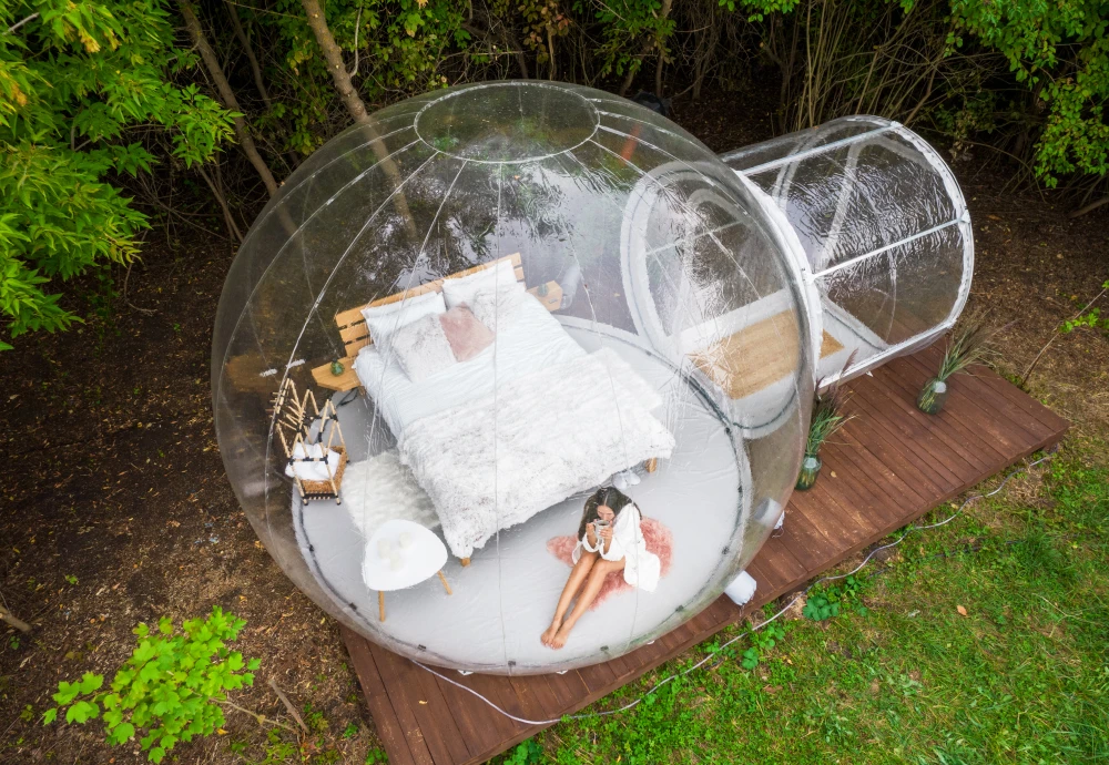 inflated bubble tent